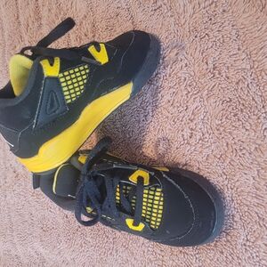 Jordan 4 Retro 'Thunder' (Child Size)